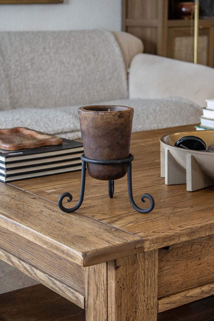 Clay Candle with Iron Stand
