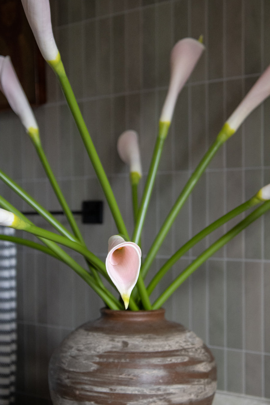 Lifelike Real Touch Artificial Calla Lily Stem