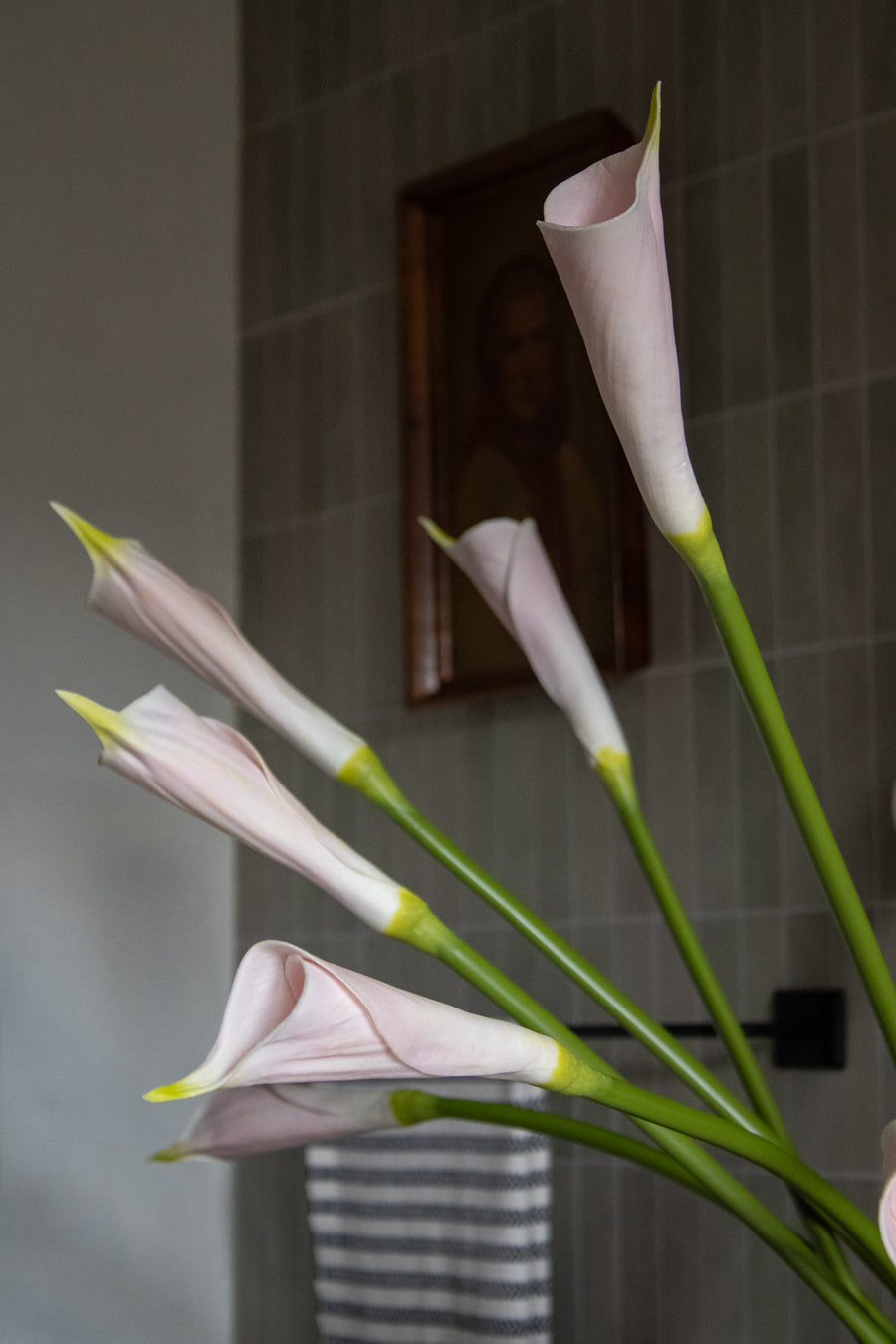 artificial calla lily plant Lifelike Real Touch Artificial Calla Lily Stem
