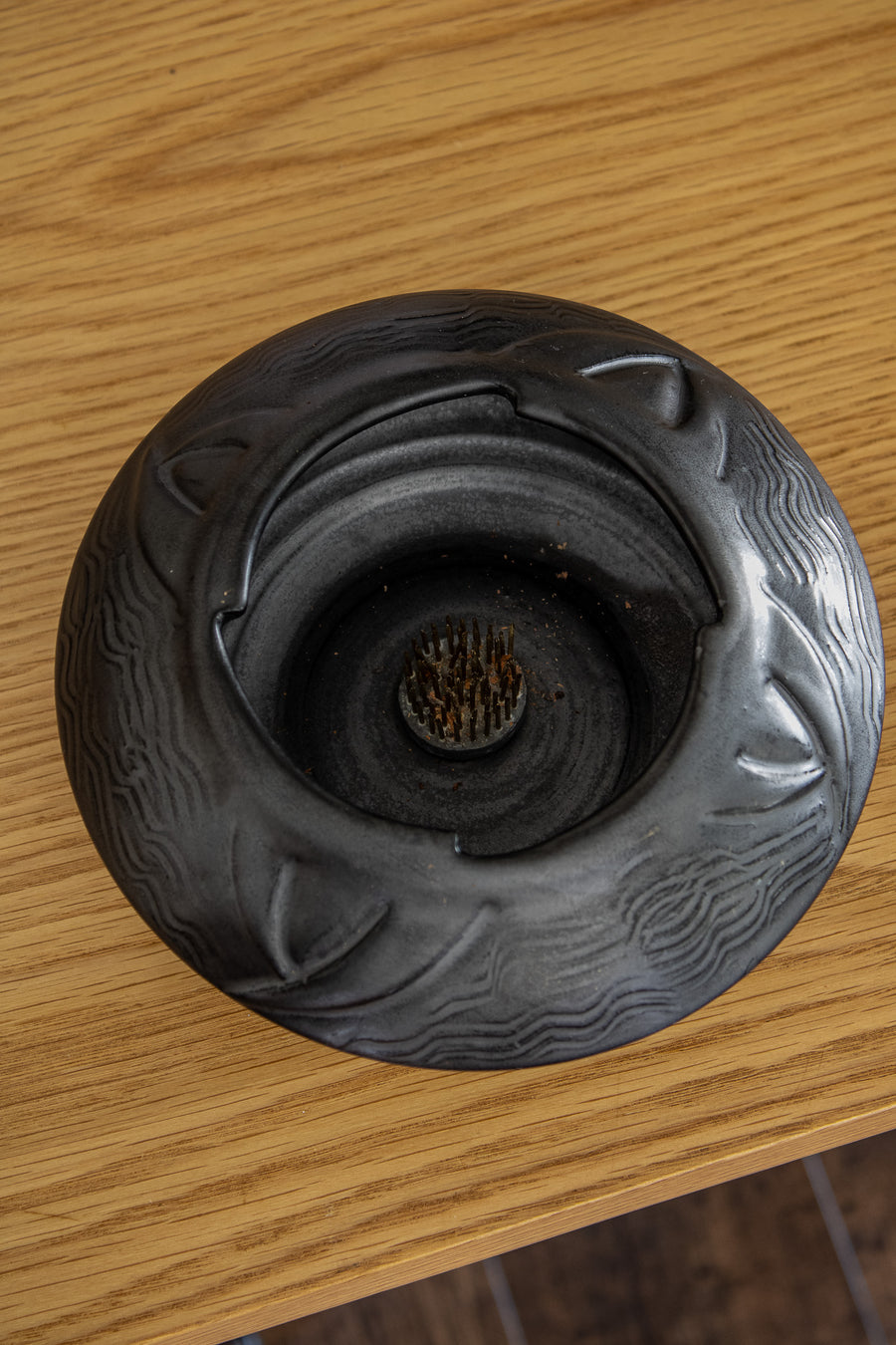 Ikebana Pottery Vase with Kenzan